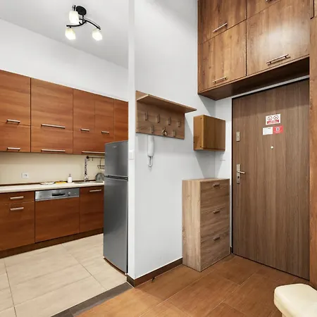Apartman Koszykarska Mezzanine By Bookinghost